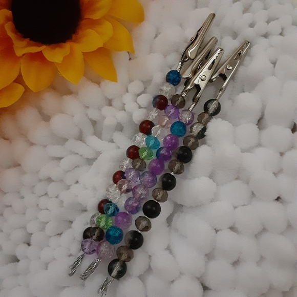 Clips - Picture 3 of 4